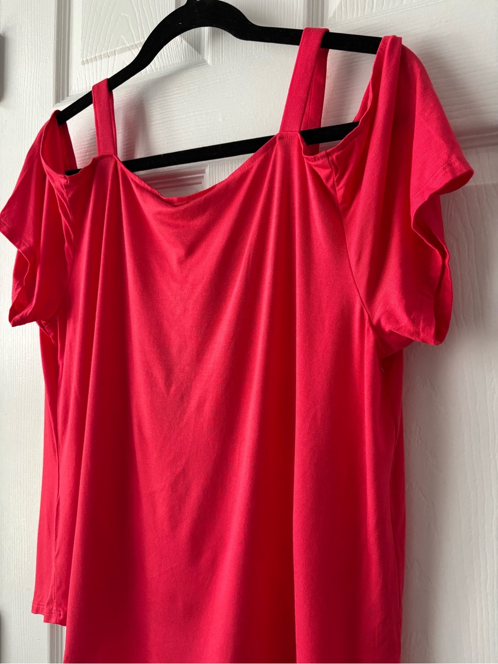 Cable & Gauge Red Cold-Shoulder Tank Top with Ring Strap Detail - Picture 9 of 15